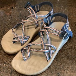 Chaco sandals almost new!